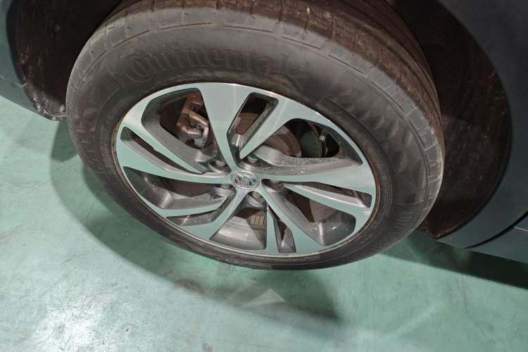 Used Buick Envision 2023 Encore S 552T Two-Wheel Drive Luxury Model
