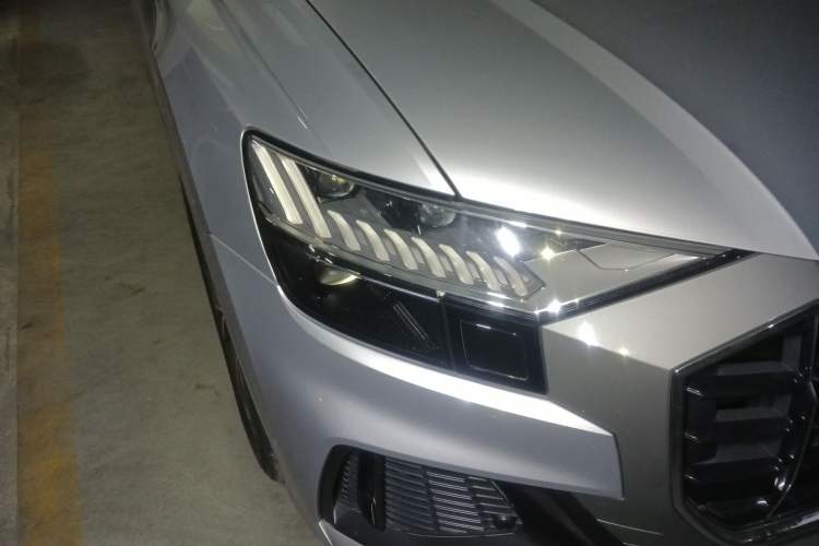 Used Audi Q8 2019 55 TFSI Prestige Dynamic Edition Right Front Headlight