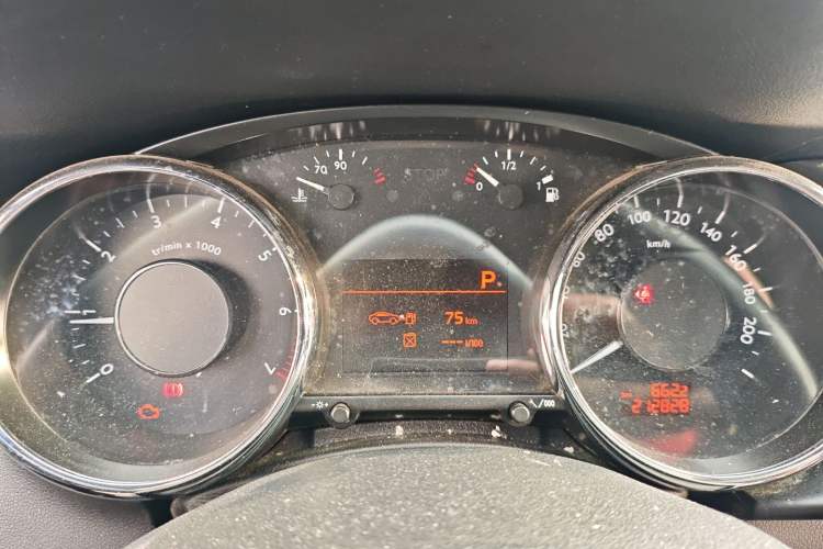 Used Peugeot 3008 2013 2.0L Automatic Trend Edition Instrument Cluster