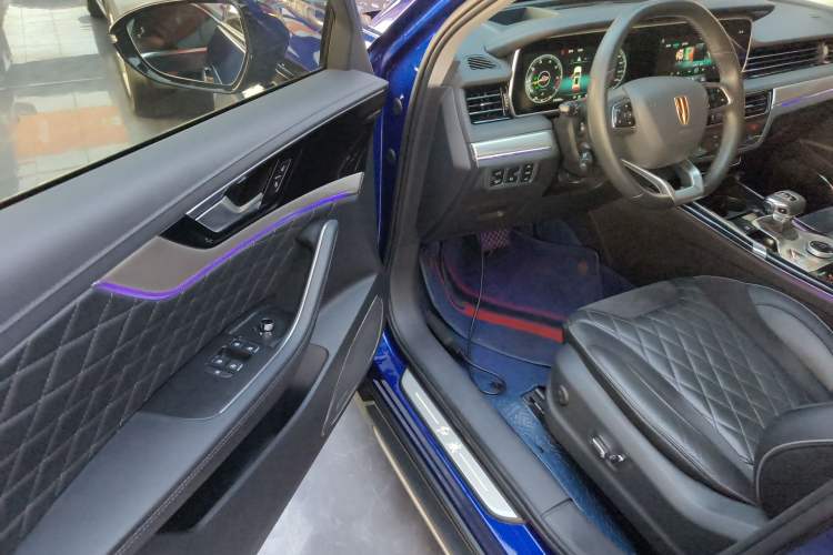 Used Hongqi HS5 2019 2.0T Smart Connect Flagship All-Wheel-Drive Version Driver Seat