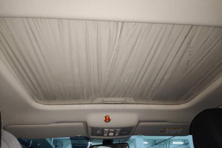 Used Volkswagen Lavida 2022 1.5L Automatic Comfort Edition Headliner