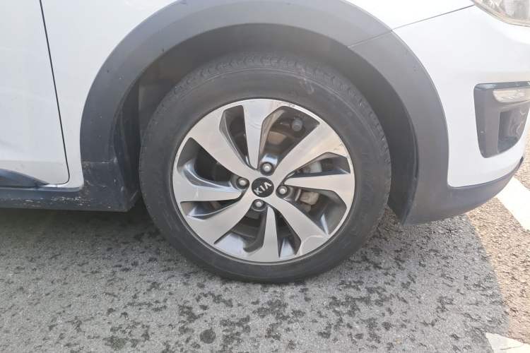 Used Kia KX Cross 2019 1.6L Automatic Dynamic Sunroof Version China VI
