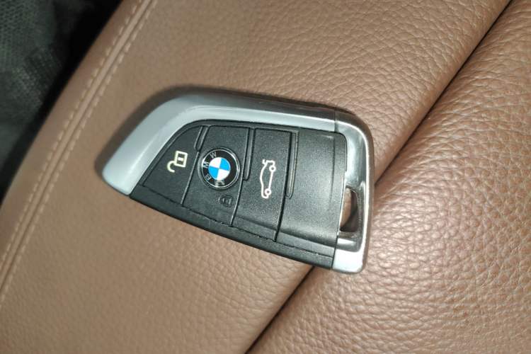 Used BMW X5 2016 xDrive35i parallel import Interior 1