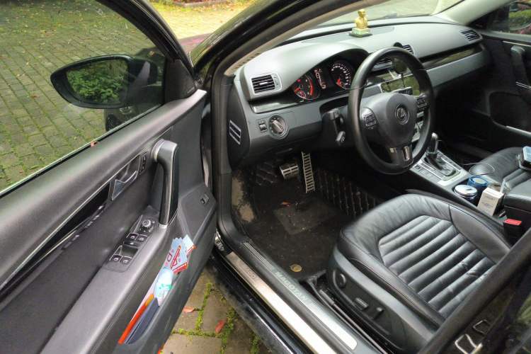 Used Volkswagen Magotan 2012 Revised 1.4 TSI Luxury Version Driver Seat