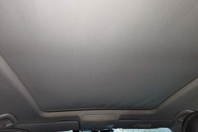 Used Volkswagen Tiguan L 2018 Revised 330TSI Automatic Two-Wheel Drive Flagship Edition Headliner