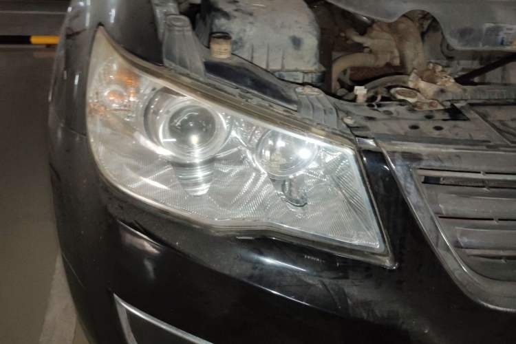 Used Land X8 2012 Explorer Edition 2.0T Diesel 4x2 Luxury Model
