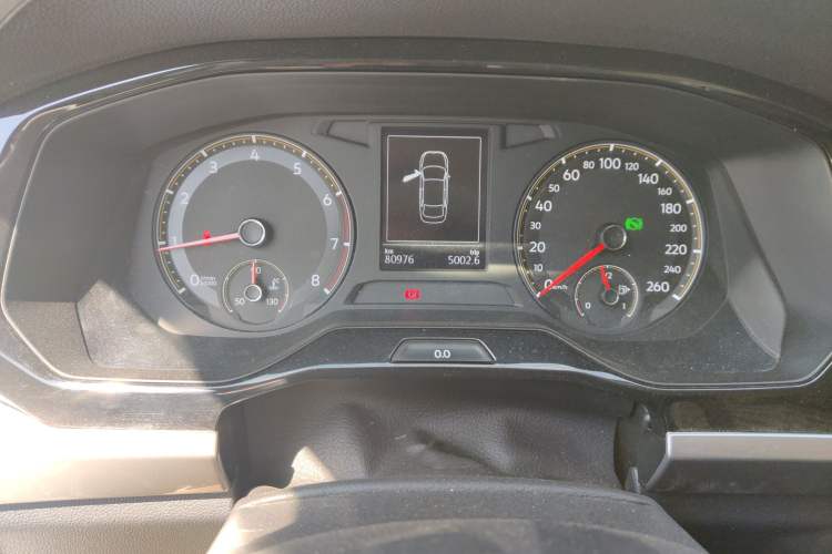 Used Volkswagen Bora 2021 1.5L Automatic Fashionable Smart Connectivity Version Odometer Close Up