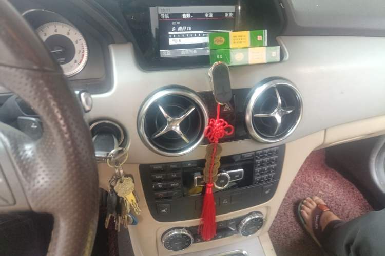 Used Mercedes-Benz GLK-Class 2013 GLK 300 4MATIC Dynamic Edition Audio And AC Panel