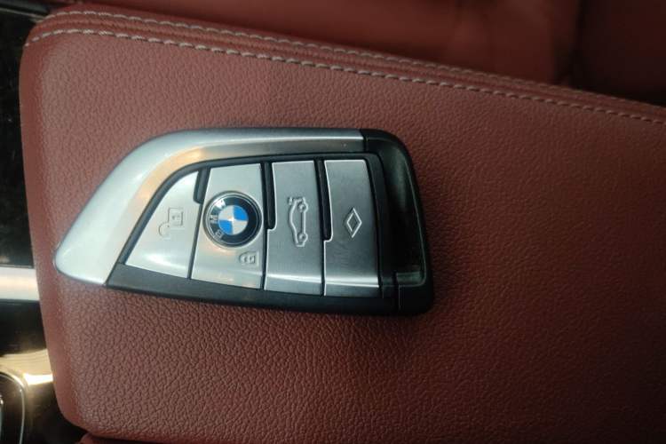 Used BMW 5 Series 2022 Restyled 525Li M Sport Package
