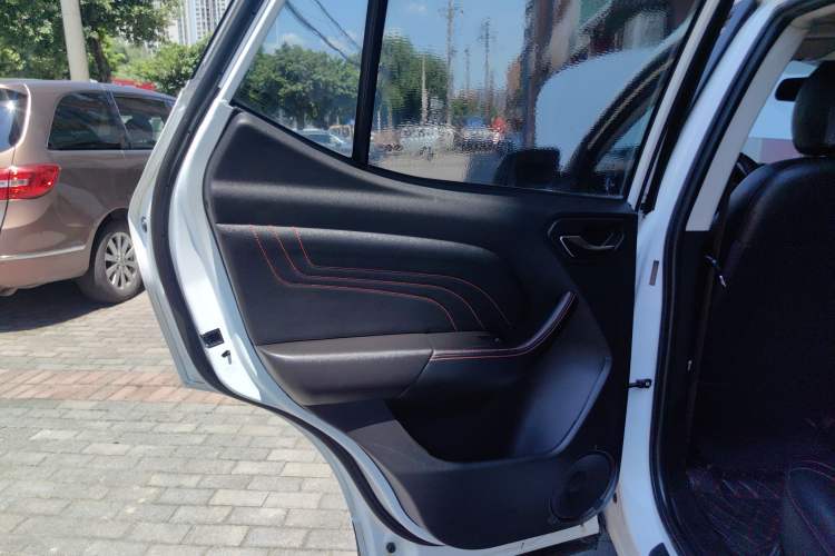 Used Soueast DX3 2018 1.5T CVT Luxury Model