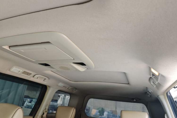 Used Nissan Quest 2015 3.5L SL