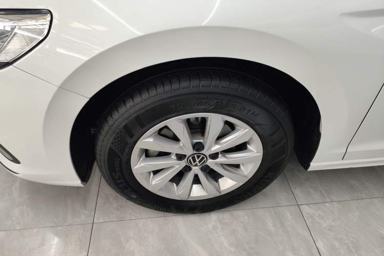 Used Volkswagen Bora 2024 200TSI DSG Comfort Edition Left Front Wheel Hub