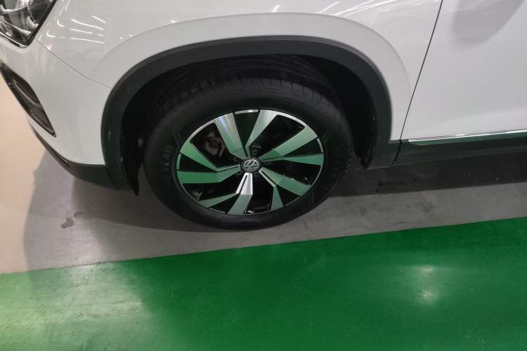 Used Volkswagen Tayron 2020 280TSI Two-Wheel Drive Luxury Connect Edition Left Front Wheel Hub