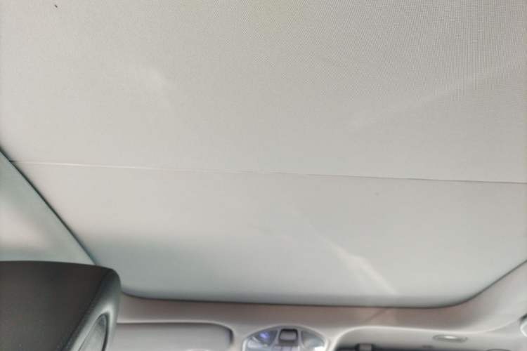 Used Hyundai Grand SantaFe 2013 3.0L 7-Seater Four-Wheel-Drive Comfort Edition Headliner