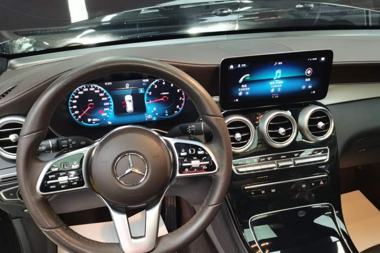 Used Mercedes-Benz GLC 2022 Second Facelift GLC 260 L 4MATIC Dynamic Edition