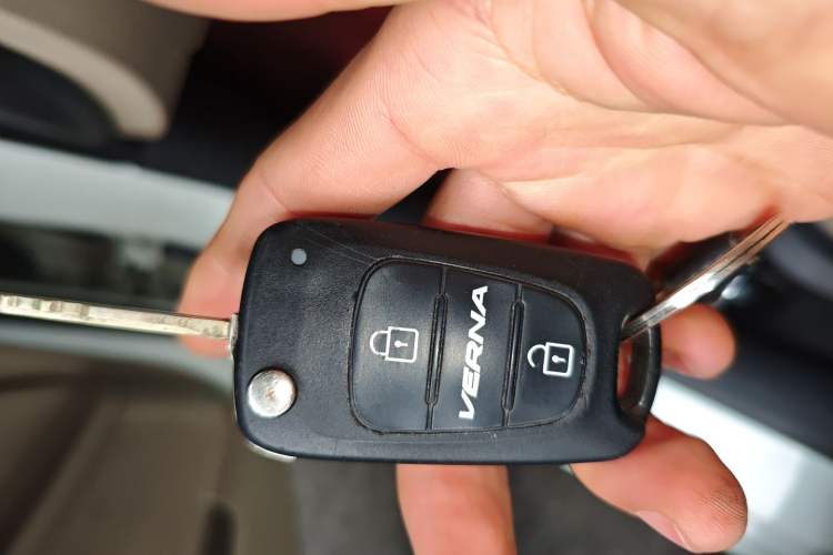 Used Hyundai Verna (older generation) 2014 1.4L Automatic Smart GLS