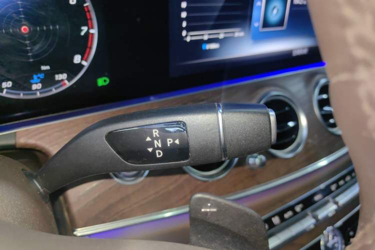 Used Mercedes-Benz E-Class 2020 E 300 L Stylish Model Gear Lever