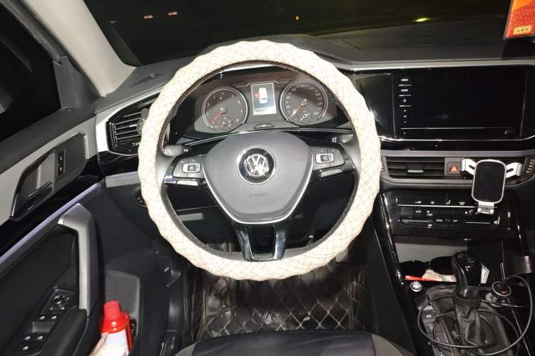 Used Volkswagen Tayron 2020 330TSI Two-Wheel Drive Luxury Smart Connectivity Version Steering Wheel