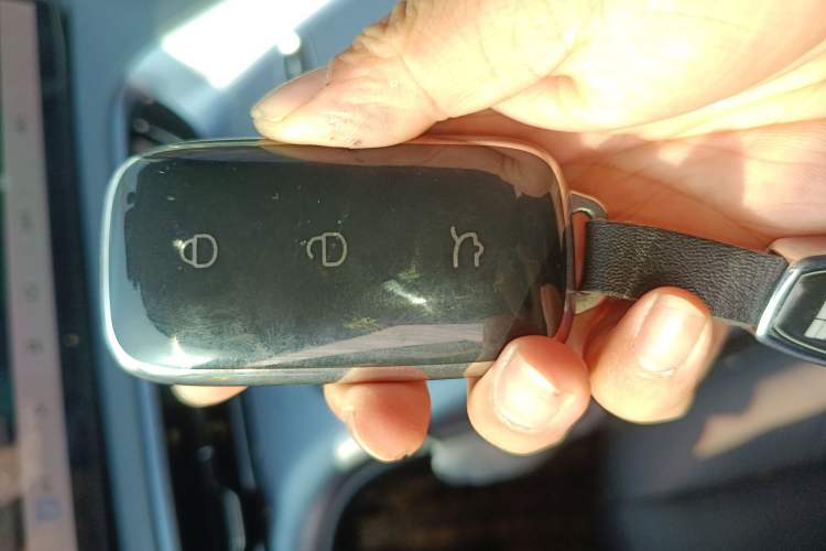 Used Geely Galaxy E5 2024 Model 530km Business Edition Vehicle Key