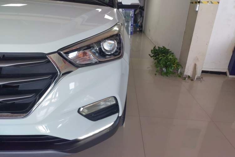 Used Hyundai ix25 2017 1.6L Automatic Smart Version
