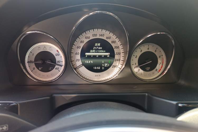 Used Mercedes-Benz GLK-Class 2013 Facelift GLK 300 4MATIC Luxury Edition
