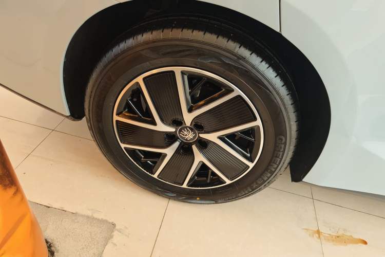 Used BYD Qin L 2024 DM-i 120KM Leading Model