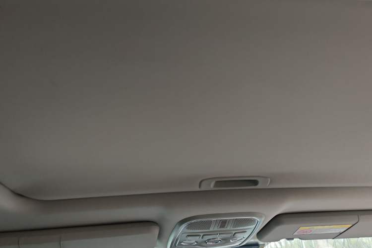 Used Haval H6 2015 Revised Version Sport Edition 1.5T Manual Transmission Two-Wheel Drive Elite Grade
