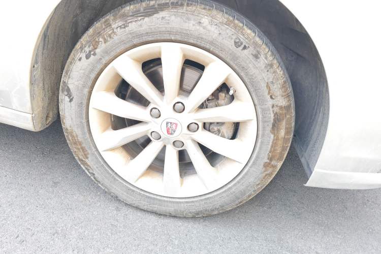 Used Roewe i6 New Energy 2017 45T Hybrid Connect & Smart Enjoyment Edition Exterior 7