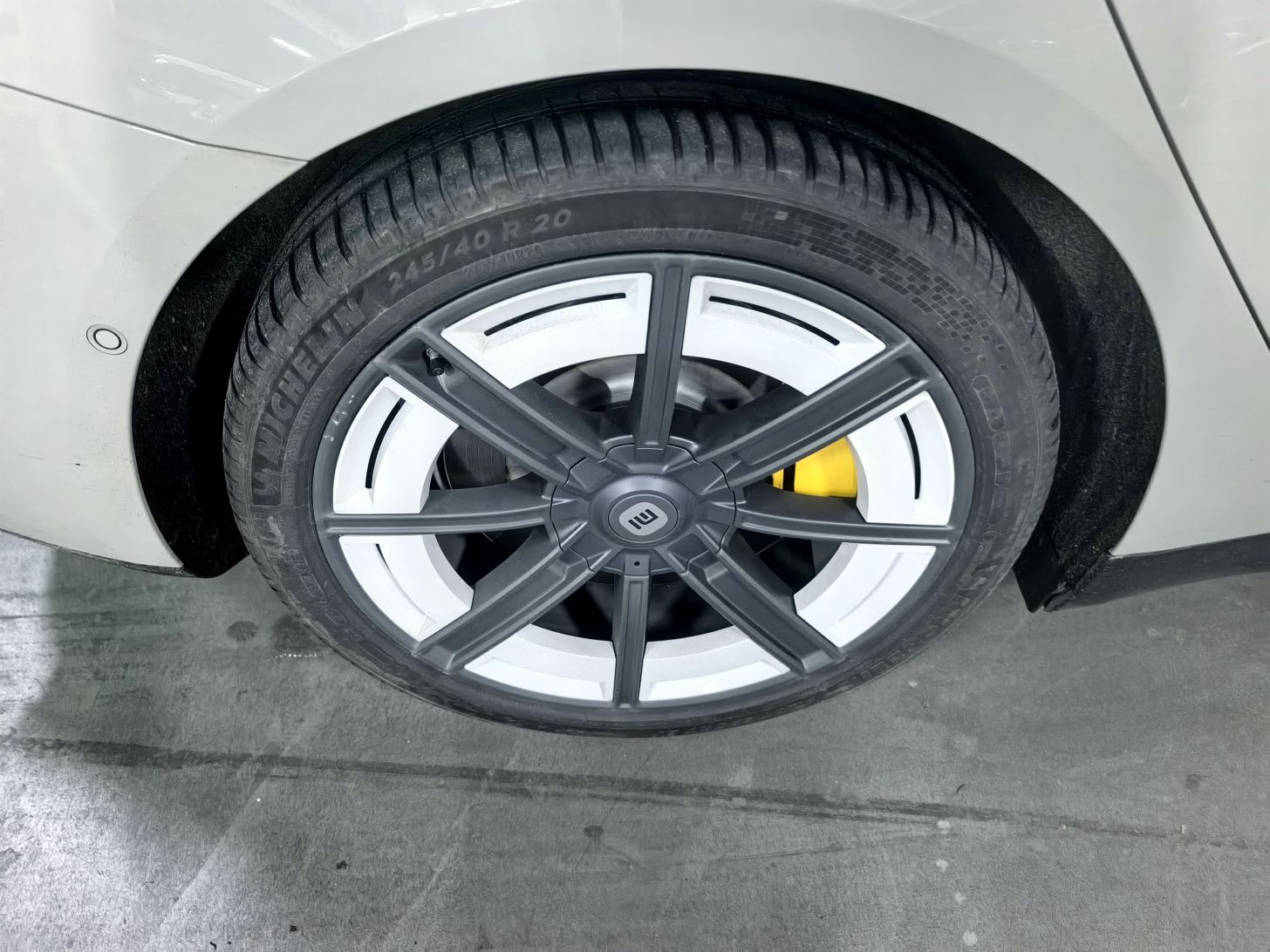 Xiaomi Auto SU7 2024 Rear-Drive Ultra-Long Range Advanced Pro-Level Intelligent Driving Version — снимка 11