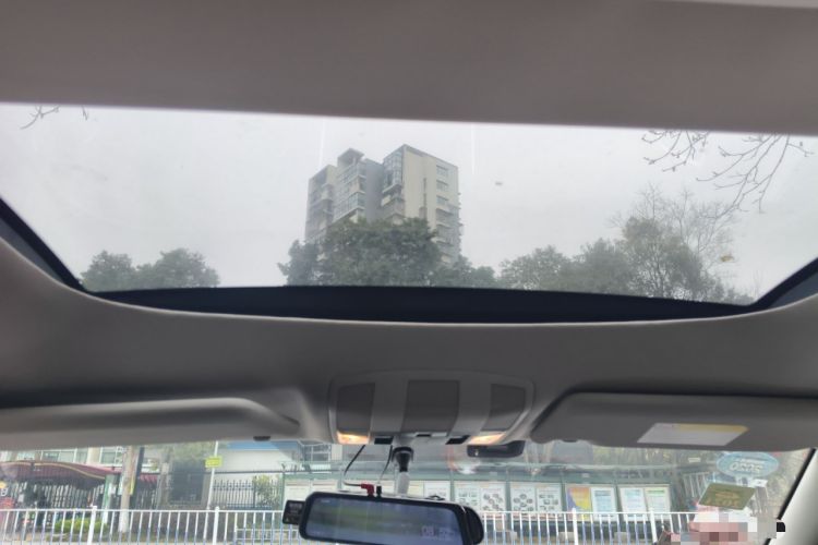 Used Mitsubishi Eclipse Cross 2019 1.5T CVT Two-Wheel Drive Fearless Edition China VI Standard Headliner