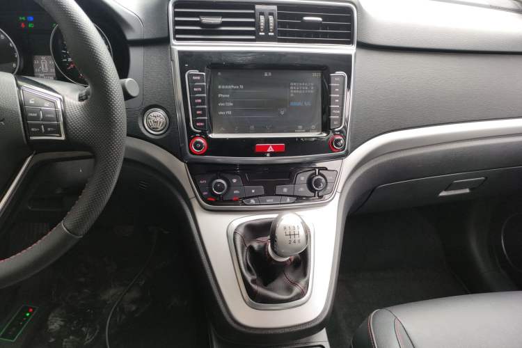 Used Haval M6 2019 1.5T Manual Two-Wheel Drive Elite Version China V Standard
