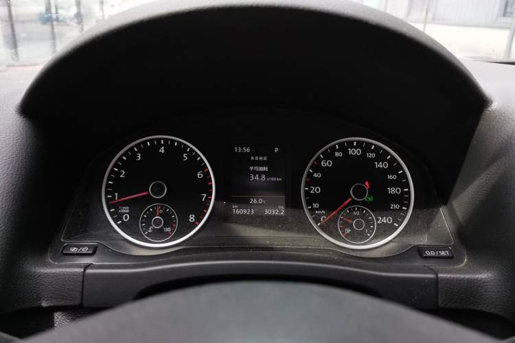 Used Volkswagen Tiguan 2015 1.8TSI Automatic Two-Wheel Drive Luxury Model Instrument Cluster