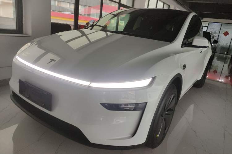 Used Tesla Model Y 2026 Rear-Drive Model