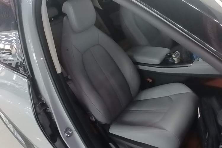 Used Nio ES6 2020 420 km Sport Edition Right Front Seat