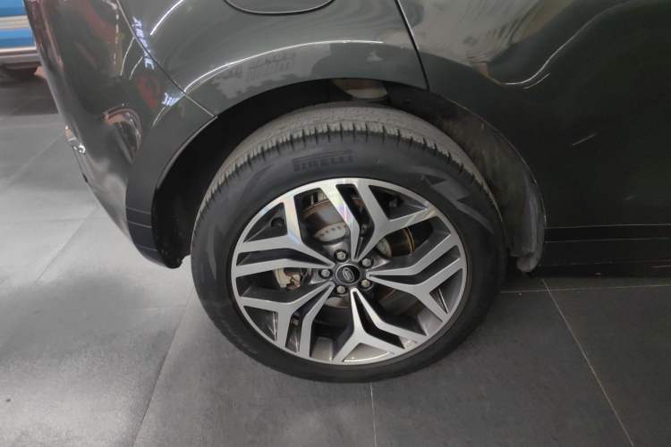 Used Land Rover Range Rover Evoque 2021 Range Rover Velar L 249PS R-Dynamic First Edition
