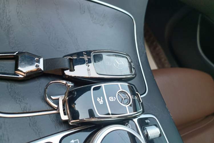 Used Mercedes-Benz E-Class 2018 Facelift E 200 L Sport Edition