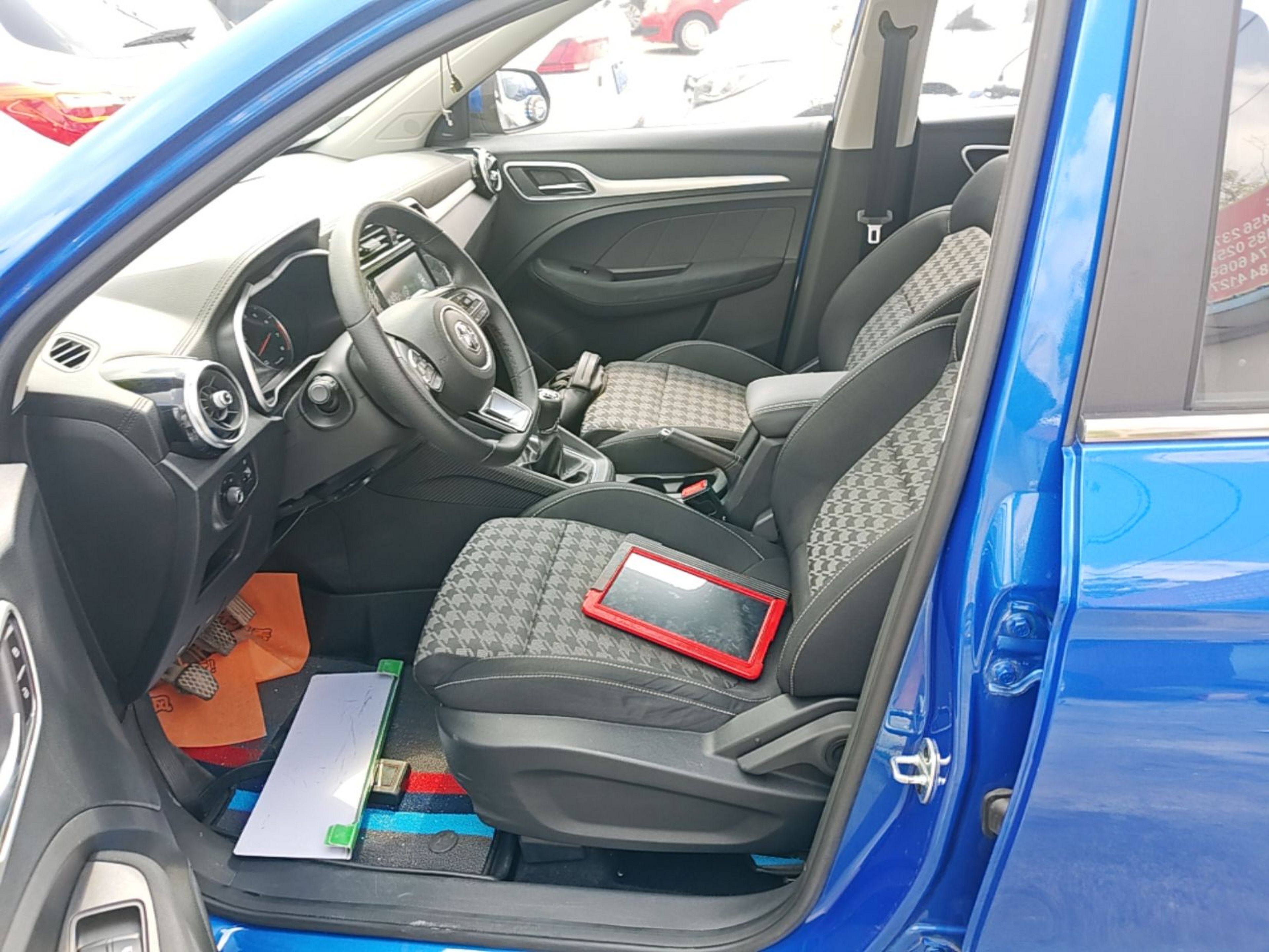 Interior delantero