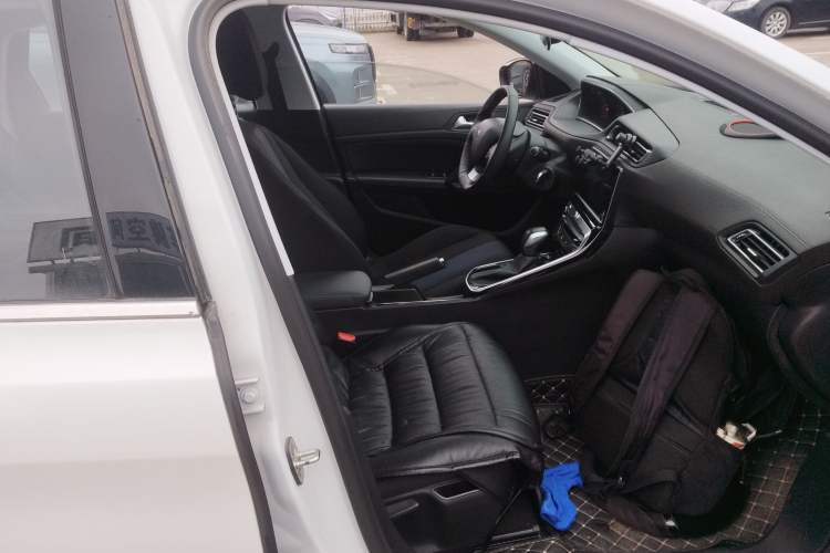 Used Peugeot 308 2018 1.6L Automatic Luxury Edition
