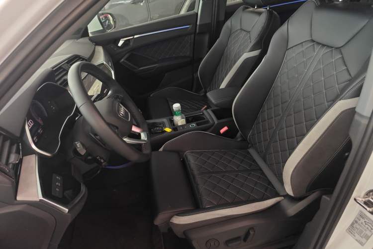 Used Audi Q3 2025 quattro 45th Anniversary Edition 35TFSI Fashionable and Dynamic Model