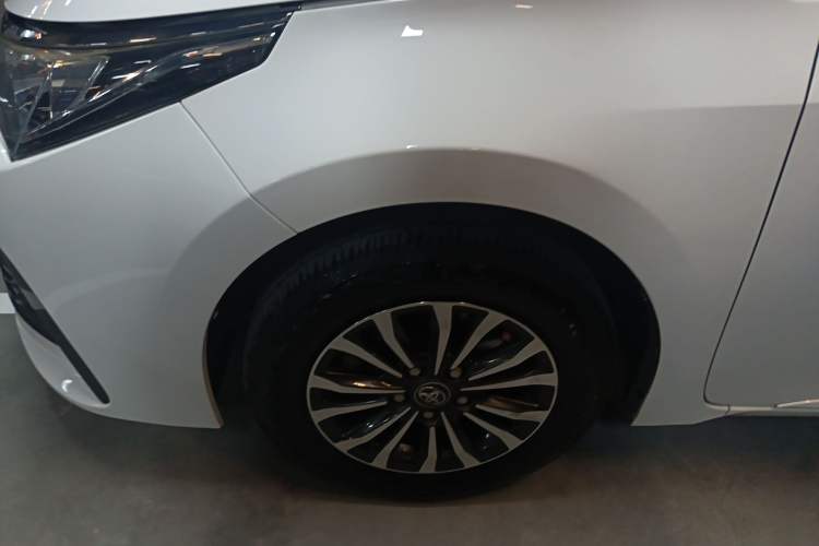 Used Toyota Corolla 2017 Revised Version 1.2T S-CVT GL-i
