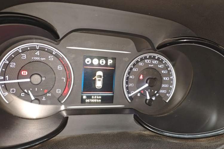 Used Dongfeng Aeolus AX7 2018 Classic 1.6T Automatic Luxury Model
