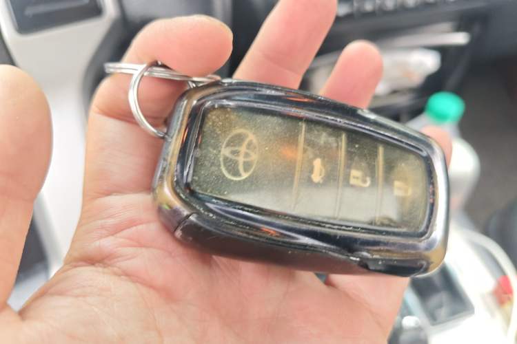 Used Toyota Prado 2016 2.7L Automatic Standard Edition Vehicle Key