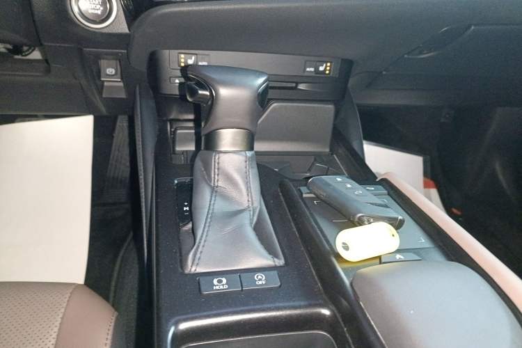 Used Lexus ES 2021 200 Excellence Edition