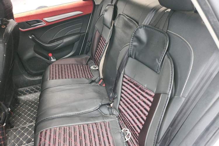 Used Roewe i6 2018 20T Automatic Internet Smart Edition