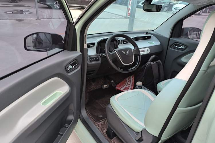 Used Wuling Hongguang MINIEV 2022 Macaron Premium Model – Lithium Iron Phosphate
