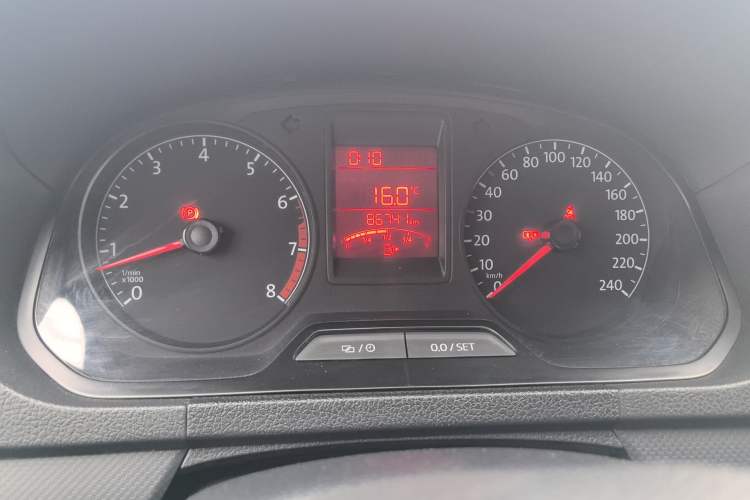 Used Volkswagen Jetta 2015 Value Edition 1.6L Manual Fashionable Style
