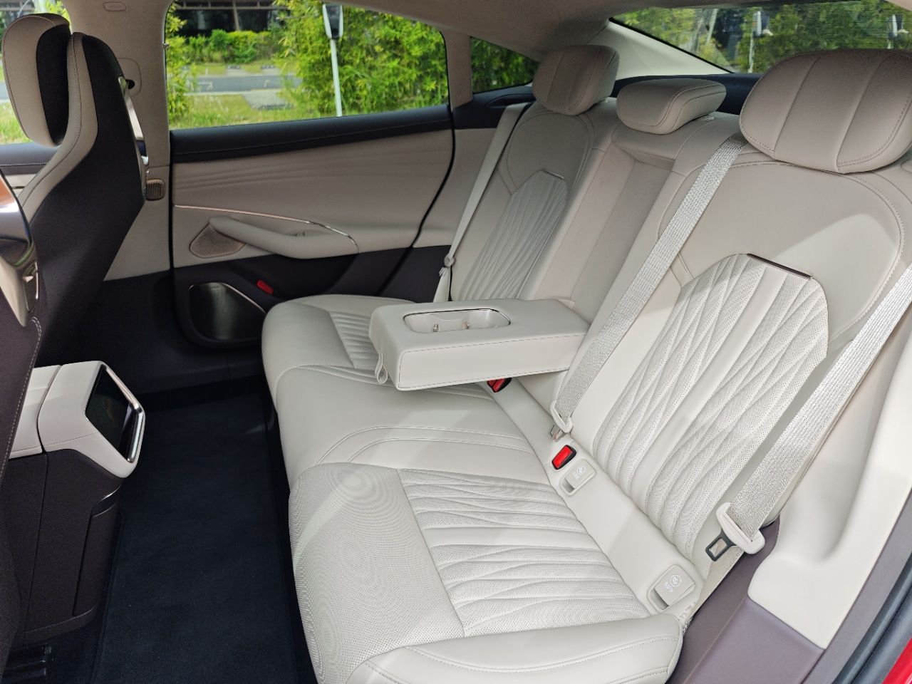 Xiaomi Auto SU7 2026 Model Max — снимка 20