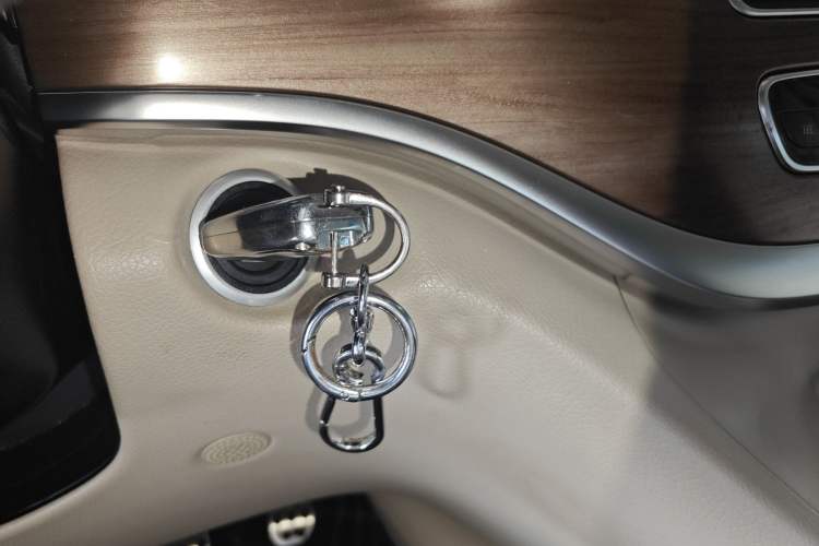 Used Mercedes-Benz V-Class 2020 V 260 Prestige Edition
