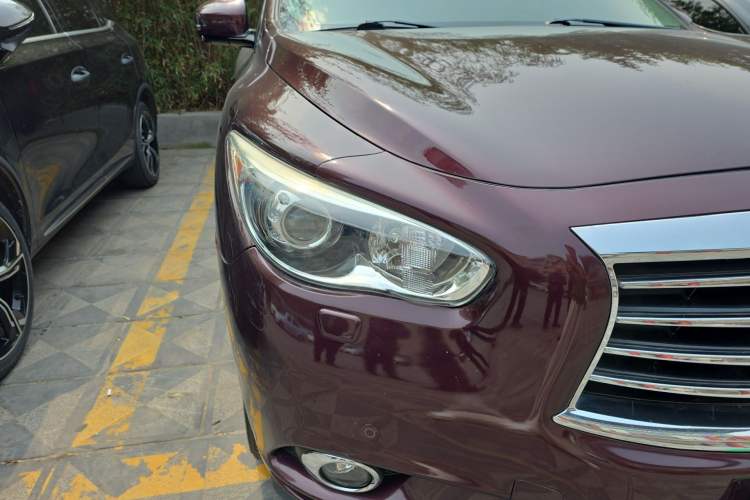 Used Infiniti QX60 2014 2.5 S/C Hybrid Two-Wheel Drive Excellence Edition
