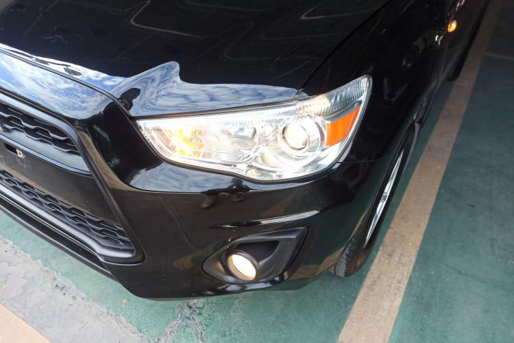 Used Mitsubishi ASX 2013 2.0L Manual Two-Wheel Drive Comfort Edition